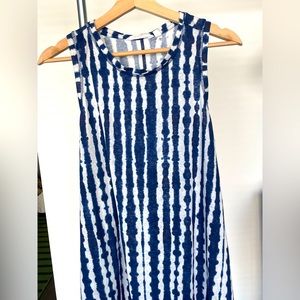 Linen high neck Athleta top. Like new